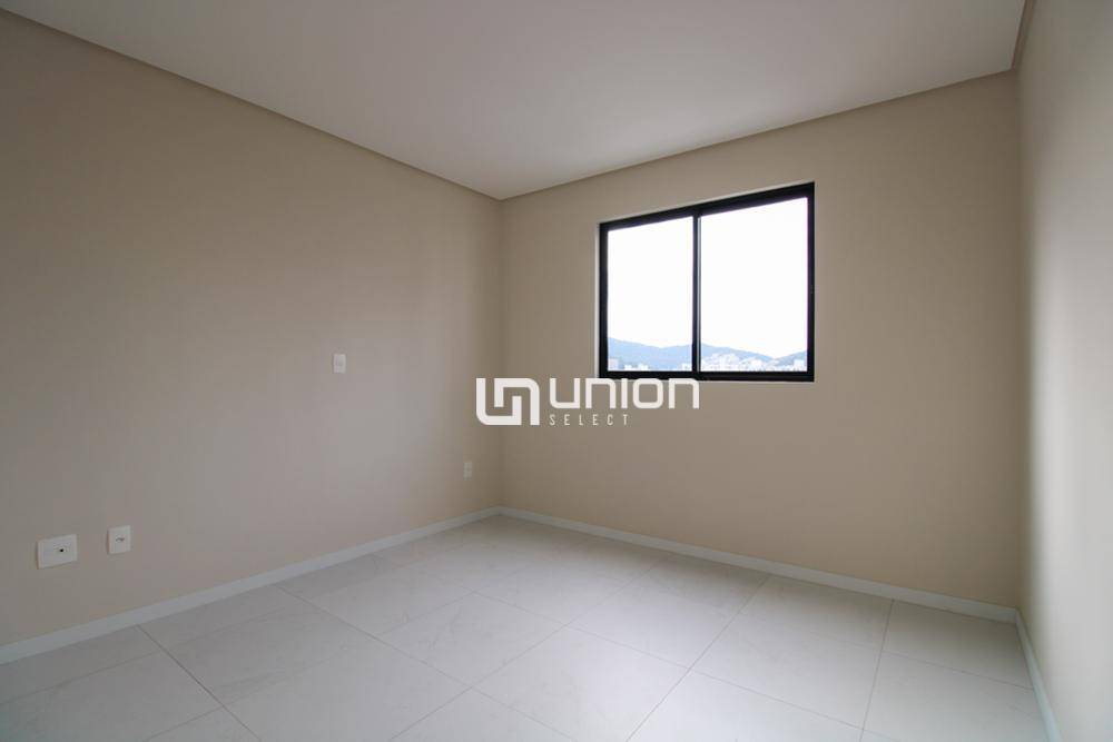 Apartamento à venda com 2 quartos, 64m² - Foto 10