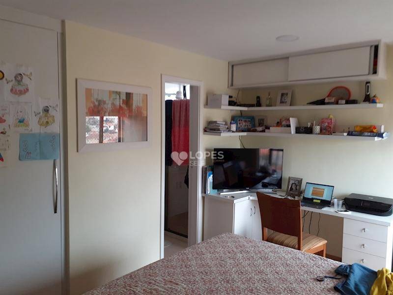 Apartamento à venda com 3 quartos, 121m² - Foto 10