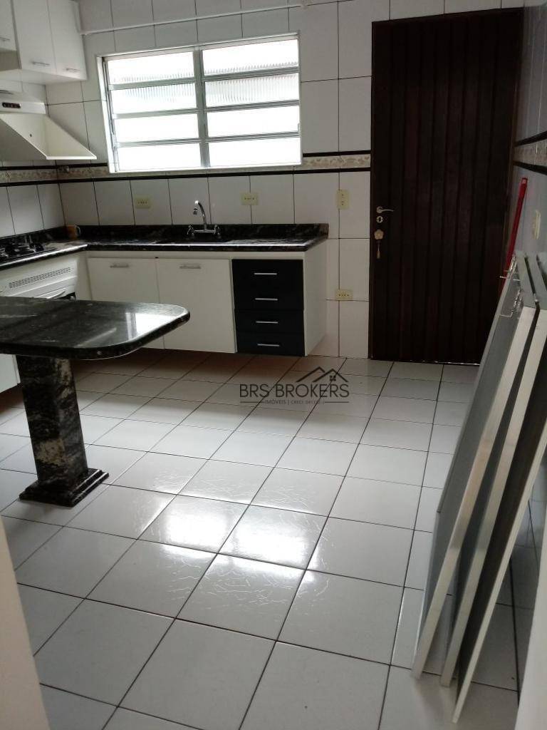 Sobrado à venda com 2 quartos, 75m² - Foto 8