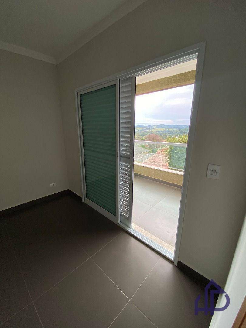 Casa para alugar com 3 quartos, 248m² - Foto 32