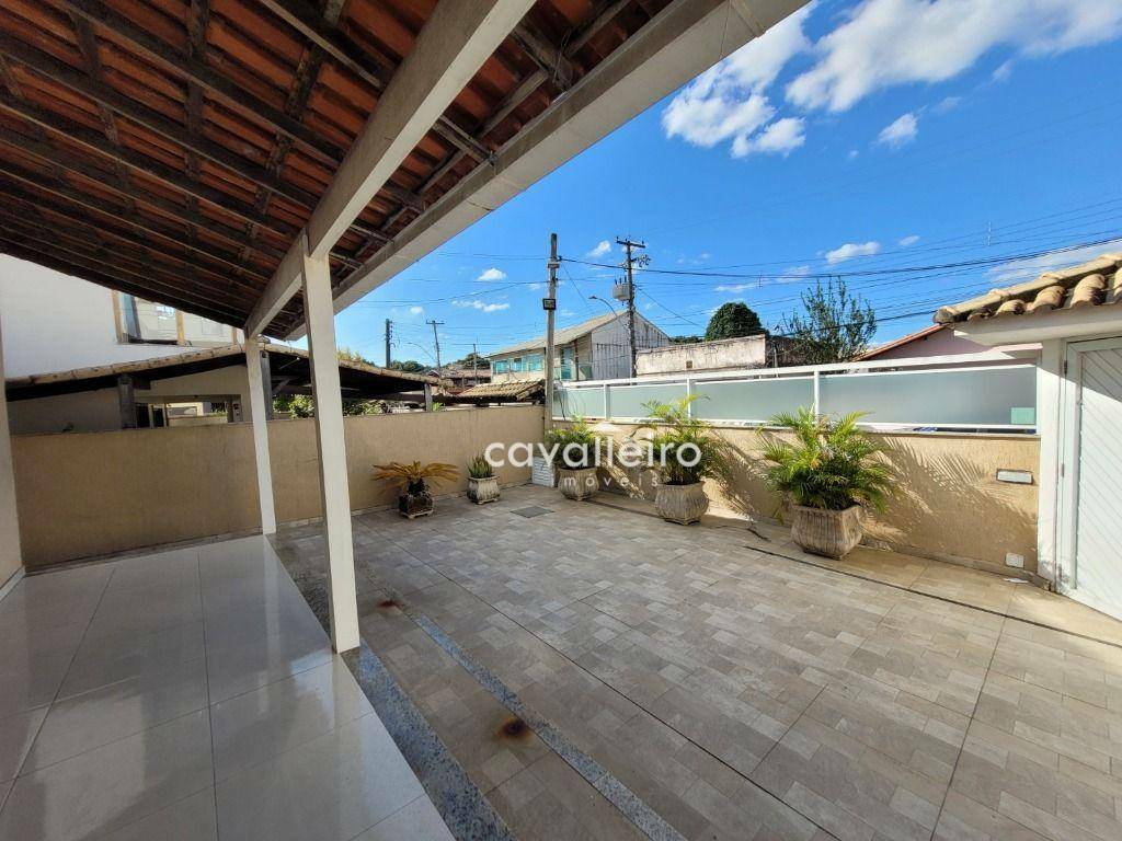 Casa à venda com 3 quartos, 97m² - Foto 25