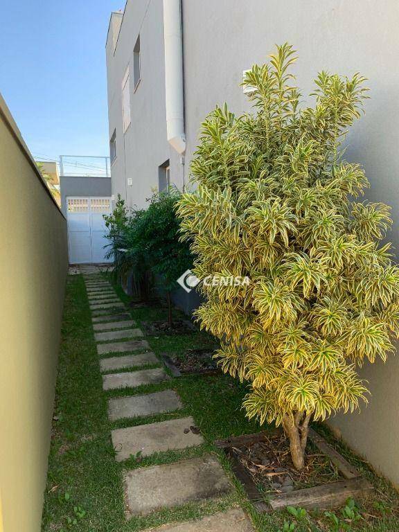 Casa de Condomínio à venda com 4 quartos, 333m² - Foto 38