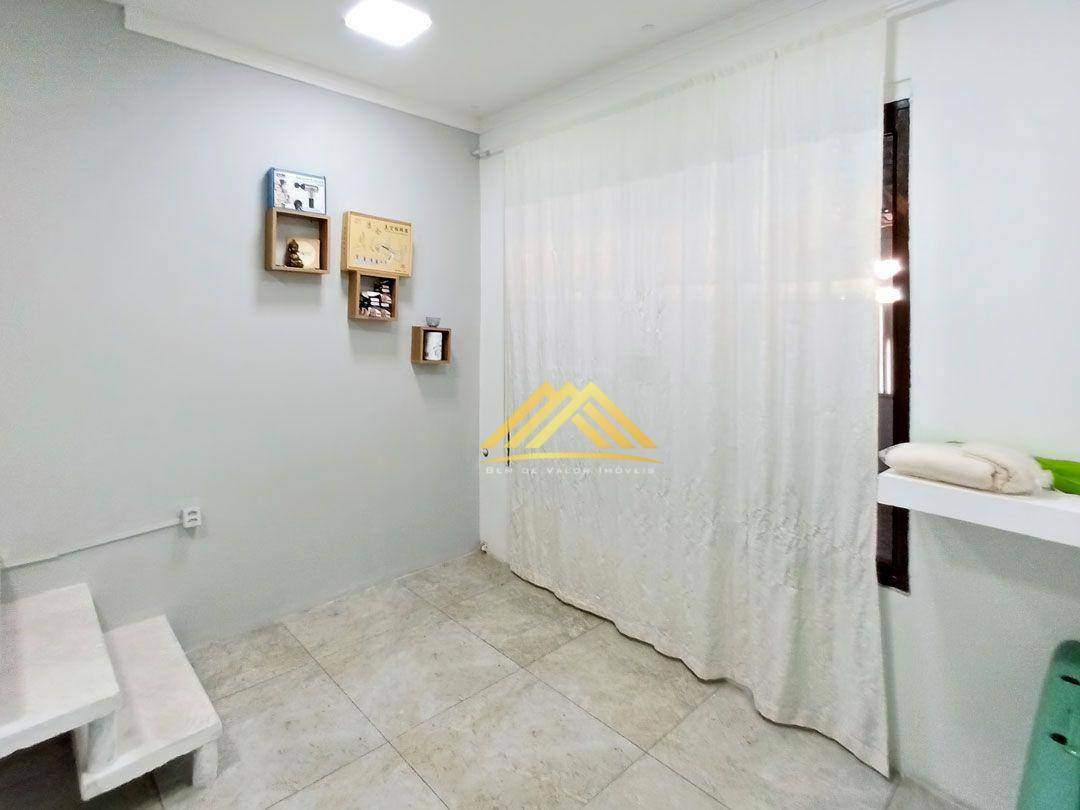 Casa à venda com 2 quartos, 245m² - Foto 11