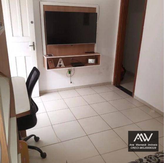 Casa à venda com 3 quartos, 80m² - Foto 5