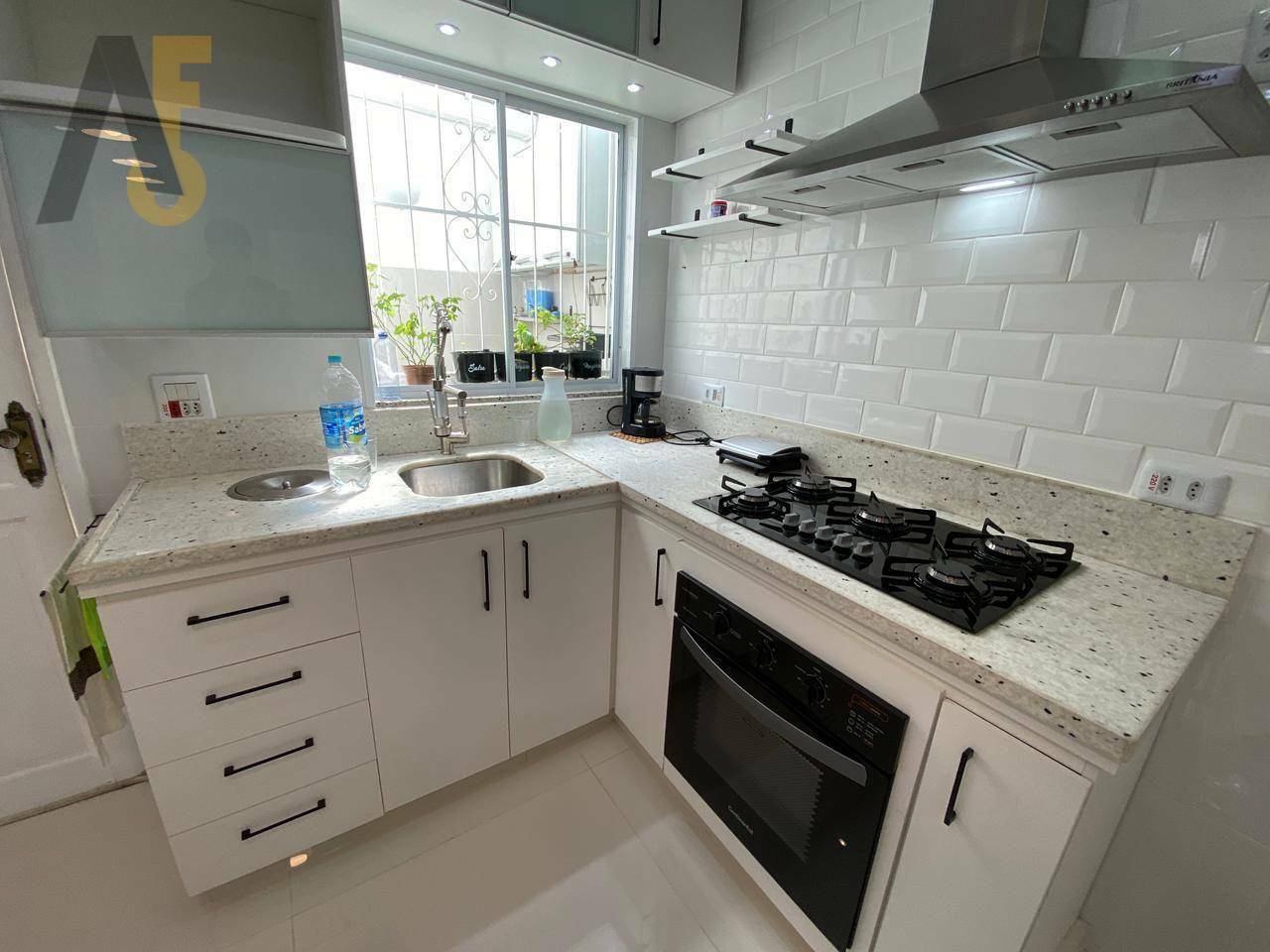 Casa de Condomínio à venda com 4 quartos, 200m² - Foto 15