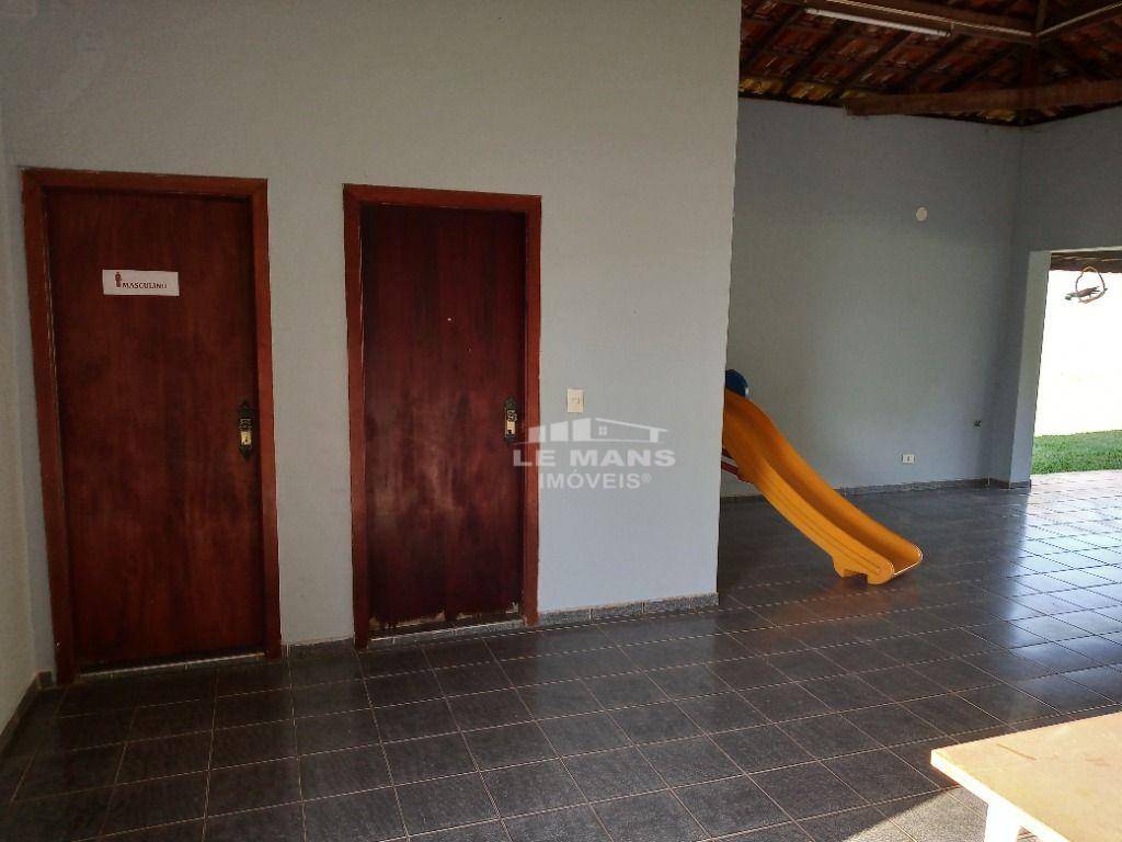 Casa à venda com 3 quartos, 258m² - Foto 25