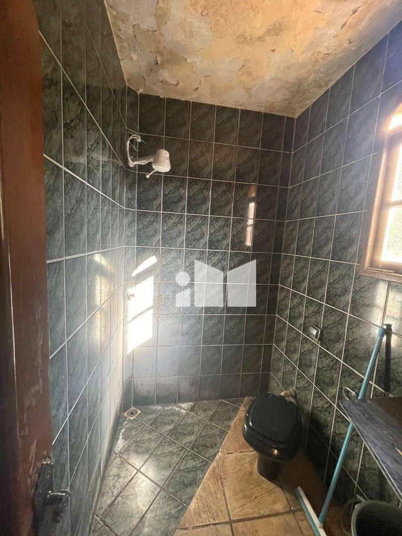 Casa de Condomínio para alugar com 5 quartos, 580m² - Foto 8