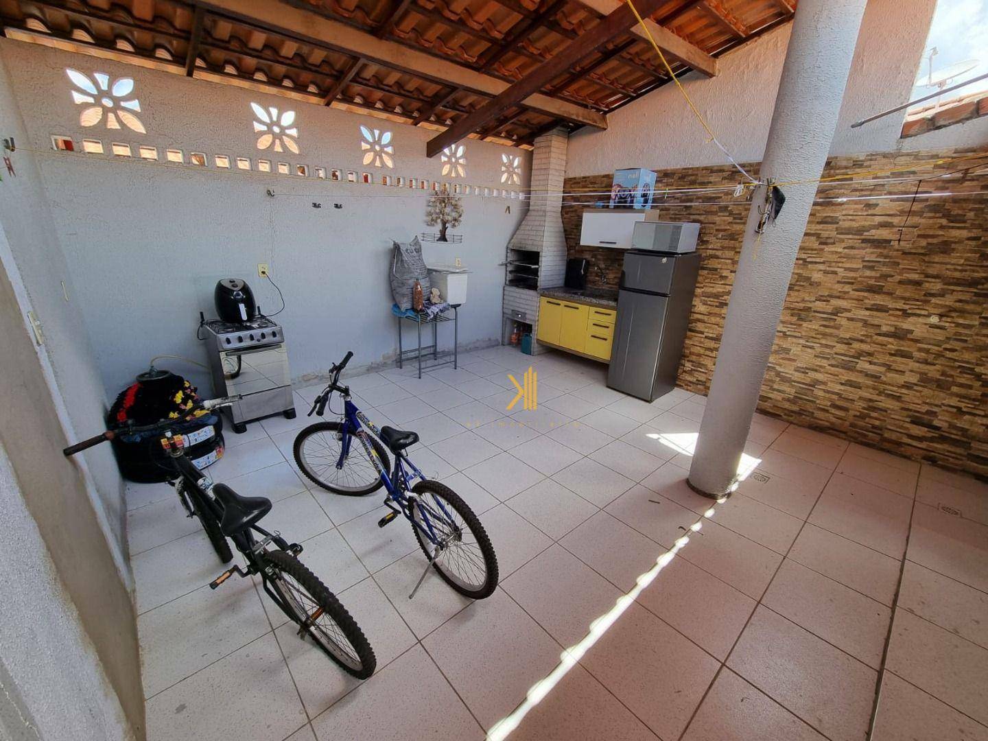 Casa à venda com 2 quartos, 60m² - Foto 6