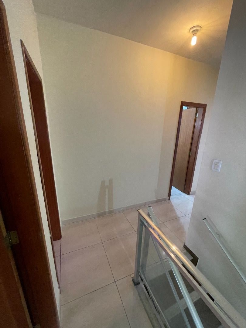 Casa à venda com 4 quartos, 199m² - Foto 16