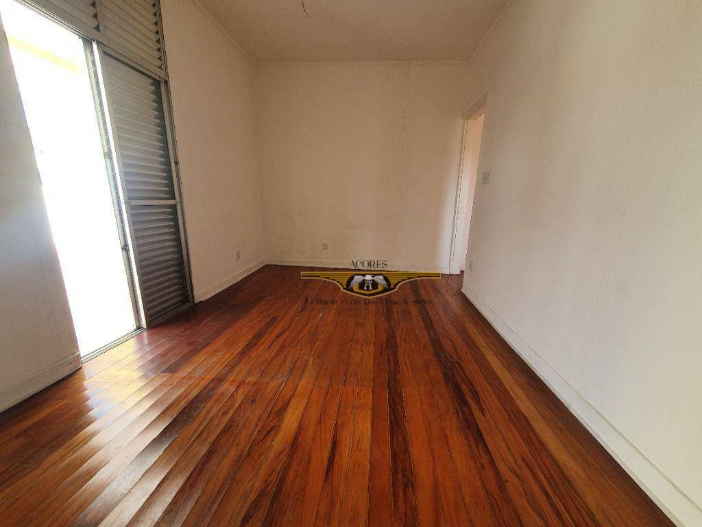 Sobrado para alugar com 2 quartos, 198m² - Foto 13