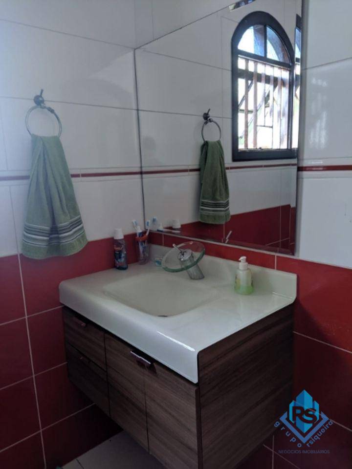 Sobrado à venda com 5 quartos, 250m² - Foto 29