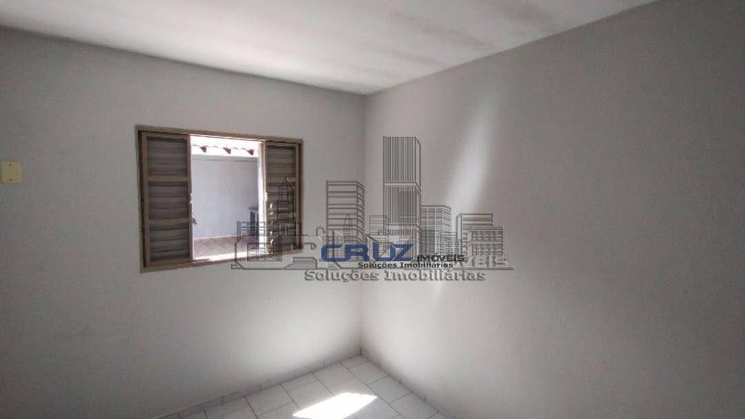 Casa à venda com 2 quartos, 81m² - Foto 13