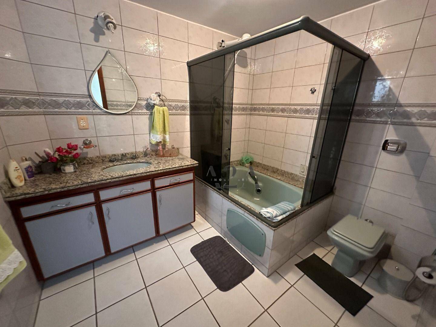 Casa à venda com 4 quartos, 180m² - Foto 9
