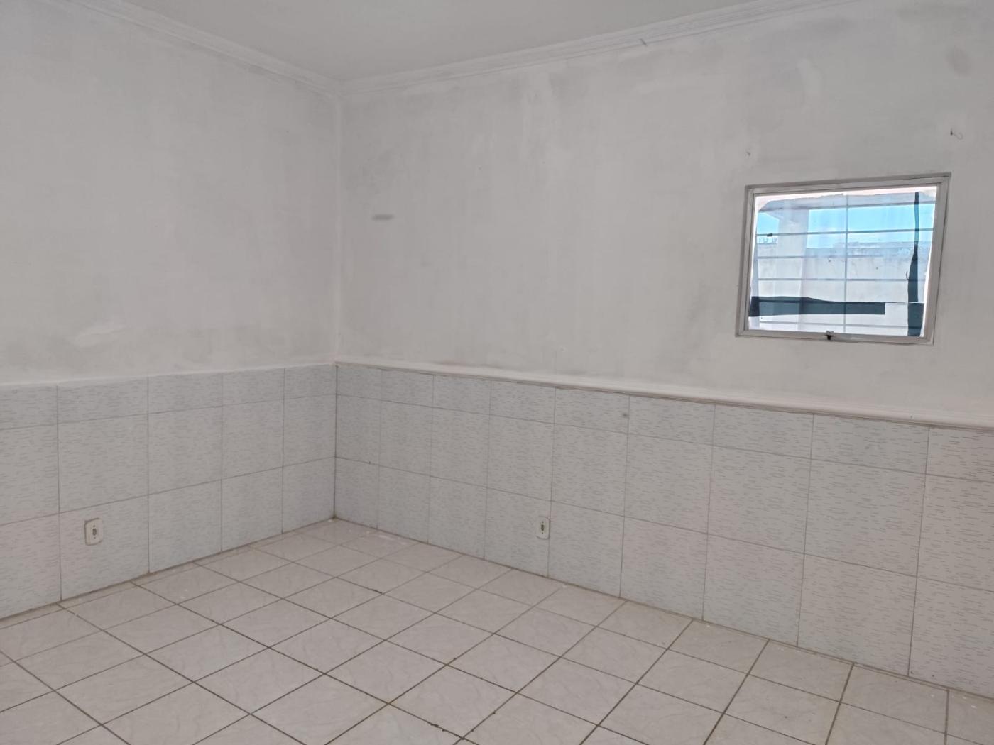 Casa para alugar com 3 quartos, 200m² - Foto 13