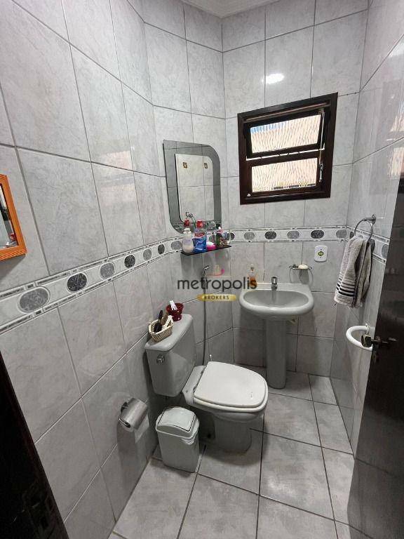 Sobrado à venda com 3 quartos, 264m² - Foto 9