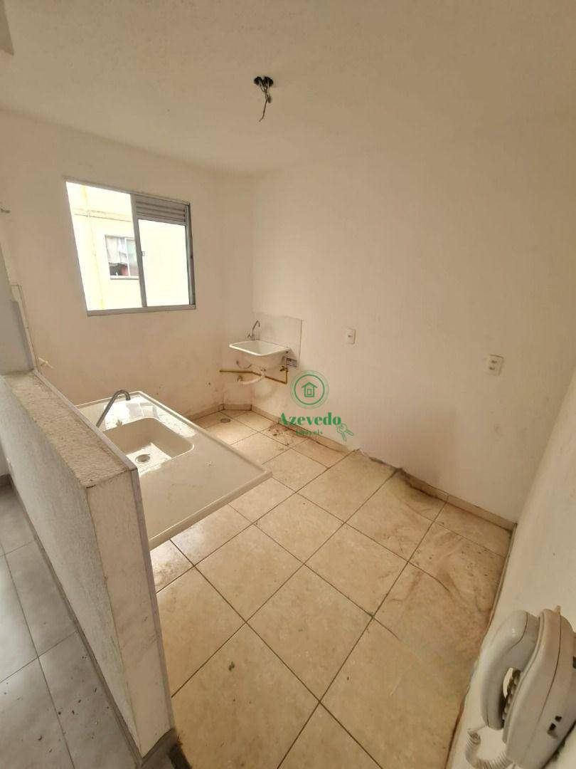 Apartamento à venda com 2 quartos, 46m² - Foto 13