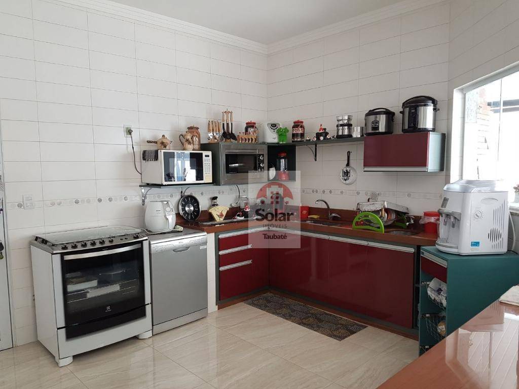 Casa de Condomínio à venda com 3 quartos, 500m² - Foto 32