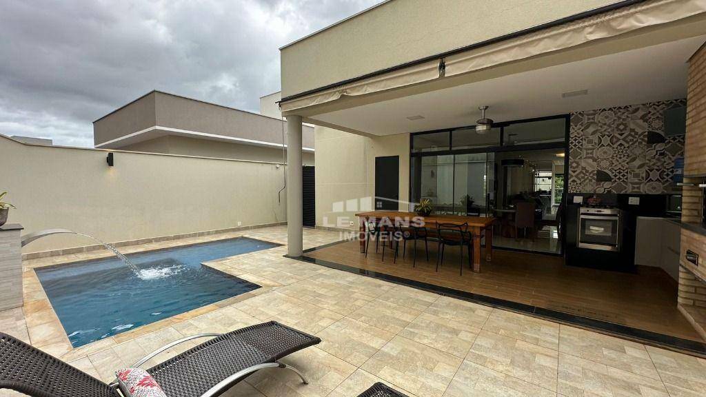 Casa de Condomínio à venda com 3 quartos, 273m² - Foto 2