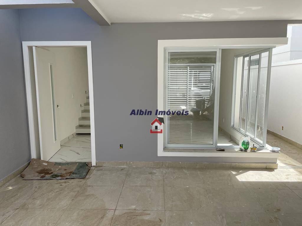 Casa à venda com 4 quartos, 160m² - Foto 15