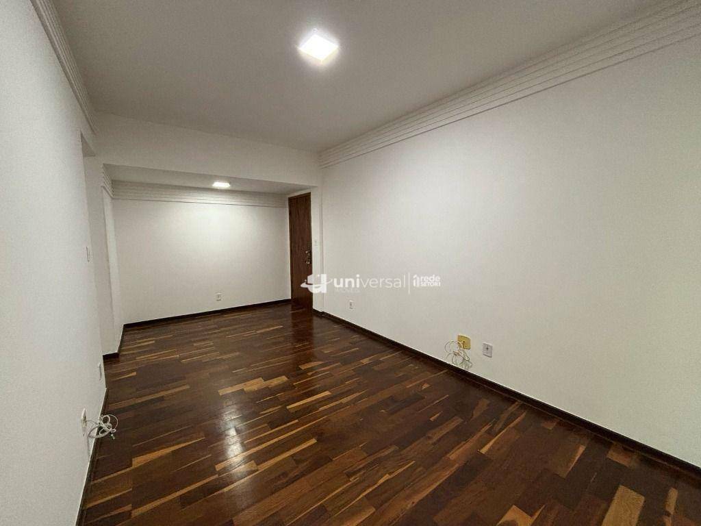 Apartamento para alugar com 3 quartos, 100m² - Foto 7
