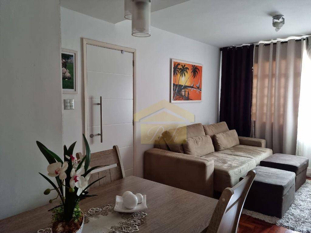 Sobrado à venda com 3 quartos, 100m² - Foto 2