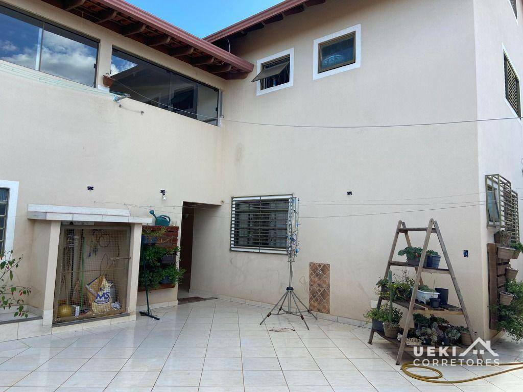 Casa à venda com 3 quartos, 280m² - Foto 29