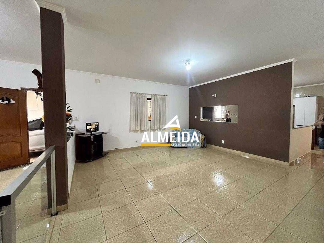 Casa, 3 quartos, 204 m² - Foto 11
