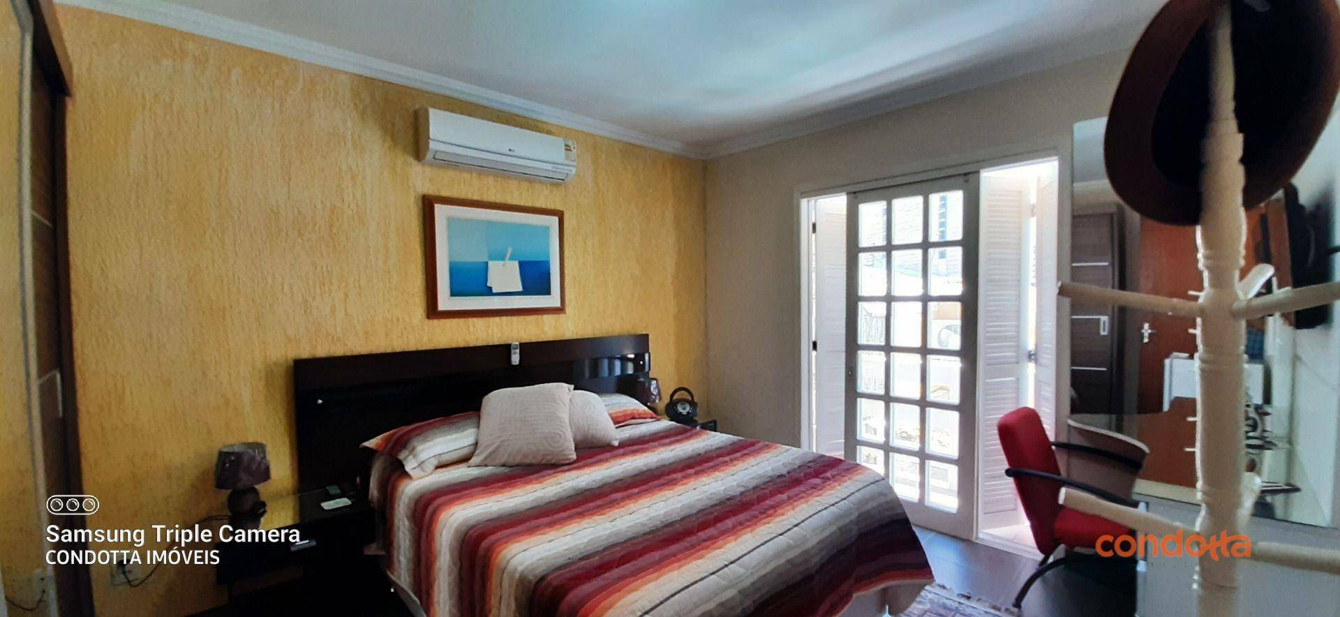 Casa para alugar com 4 quartos, 285m² - Foto 29