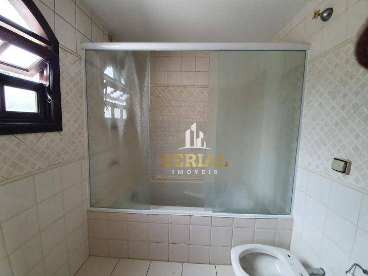 Sobrado à venda e aluguel com 3 quartos, 180m² - Foto 13