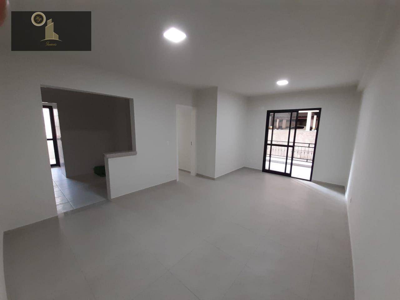 Apartamento para alugar com 3 quartos, 96m² - Foto 2