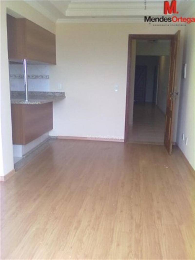 Apartamento para alugar com 2 quartos, 63m² - Foto 3