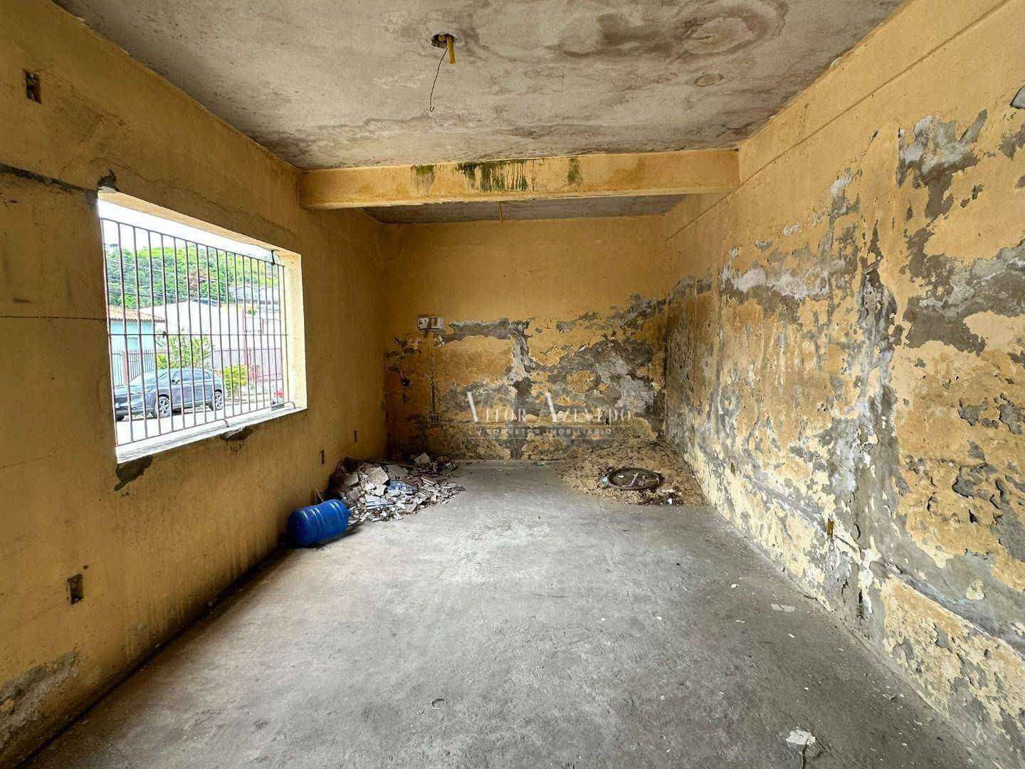Casa à venda com 2 quartos, 112m² - Foto 2