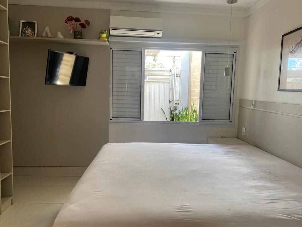 Casa à venda com 4 quartos, 105m² - Foto 22