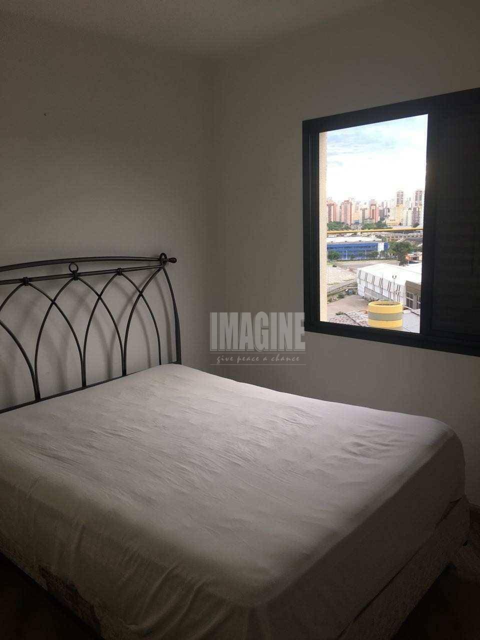 Apartamento à venda com 1 quarto, 62m² - Foto 18