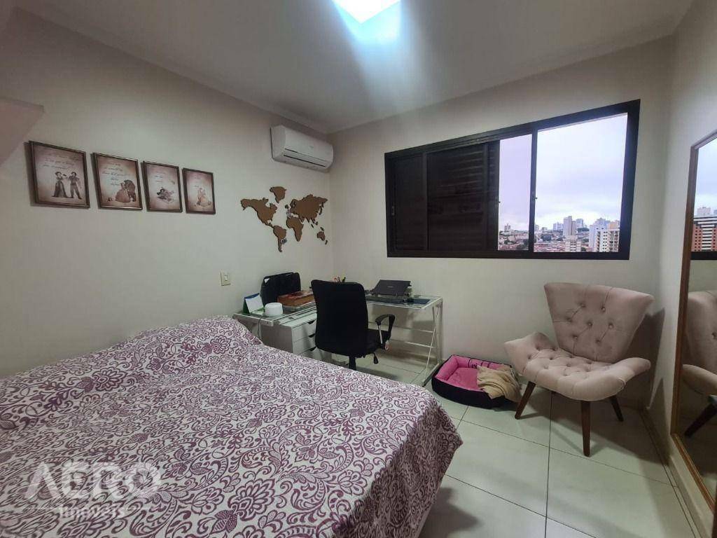 Apartamento à venda com 3 quartos, 140m² - Foto 7