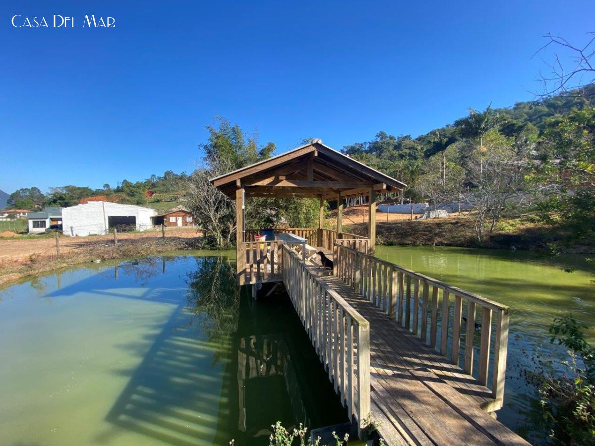 Fazenda à venda com 2 quartos, 81m² - Foto 1