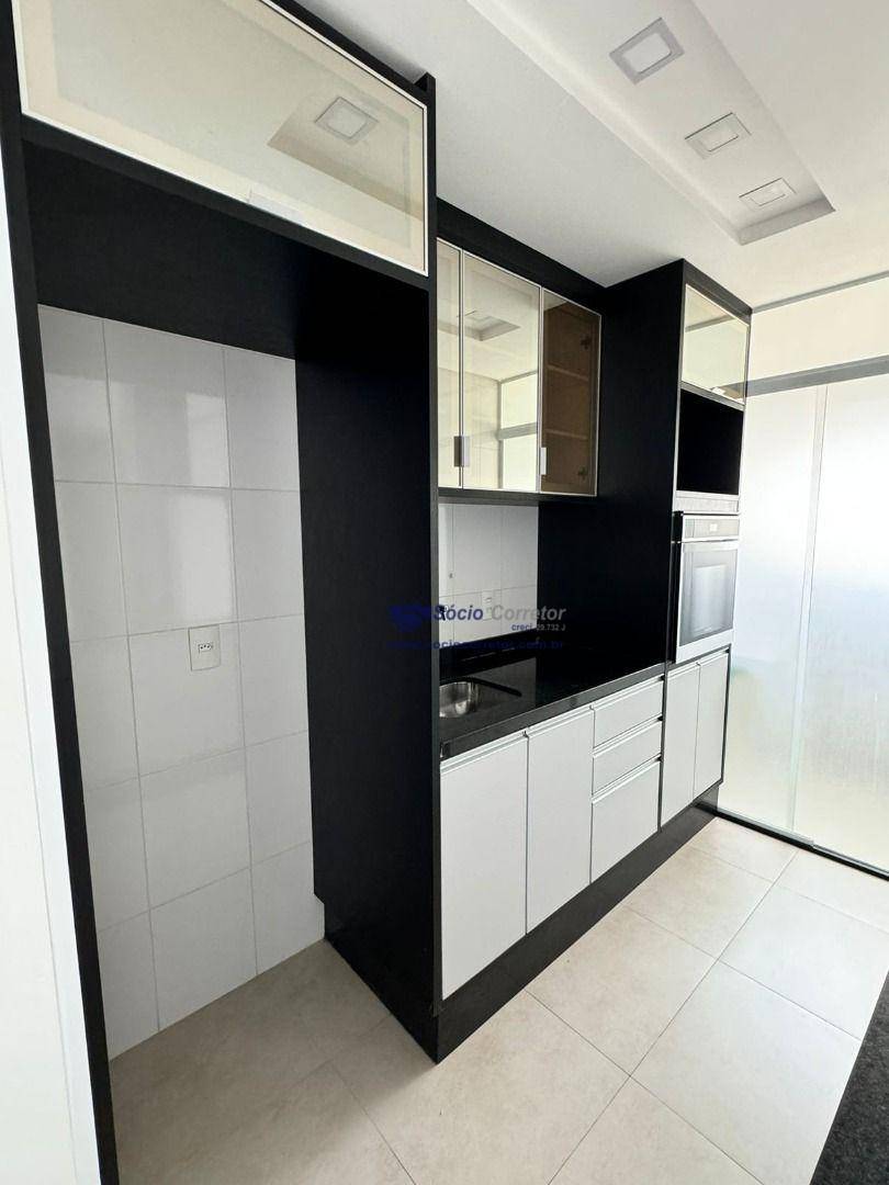 Apartamento à venda com 2 quartos, 68m² - Foto 17