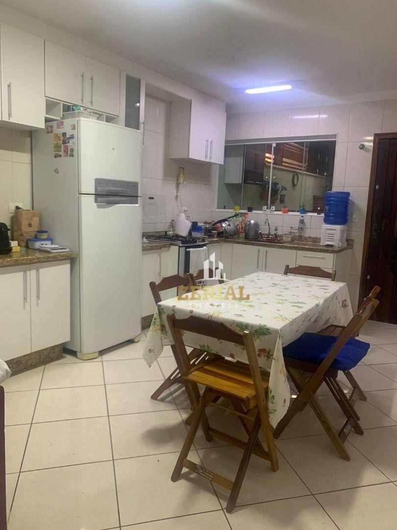 Sobrado à venda com 4 quartos, 225m² - Foto 5