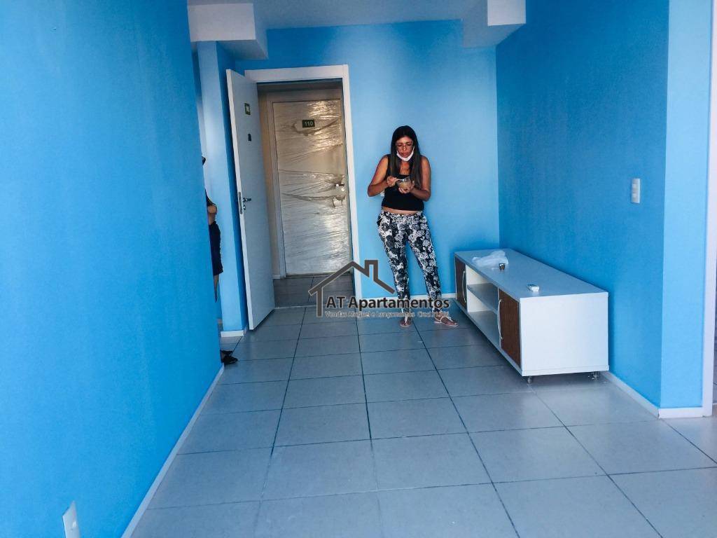 Apartamento para alugar com 2 quartos, 55m² - Foto 27