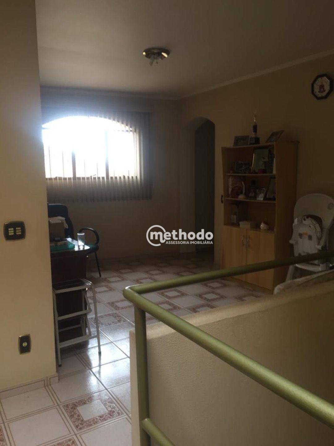 Casa à venda com 4 quartos, 350m² - Foto 7