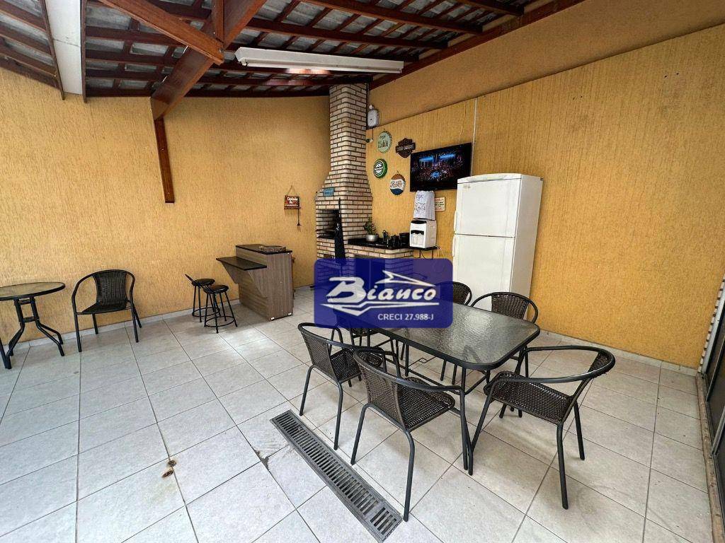 Sobrado à venda com 3 quartos, 220m² - Foto 12