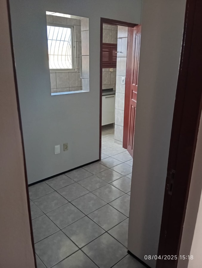 Apartamento para alugar com 3 quartos, 80m² - Foto 12