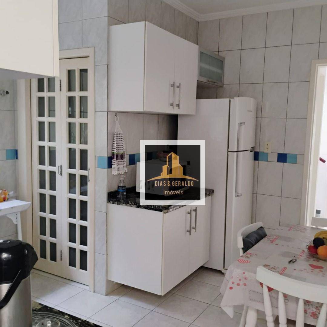 Sobrado à venda com 2 quartos, 65m² - Foto 7