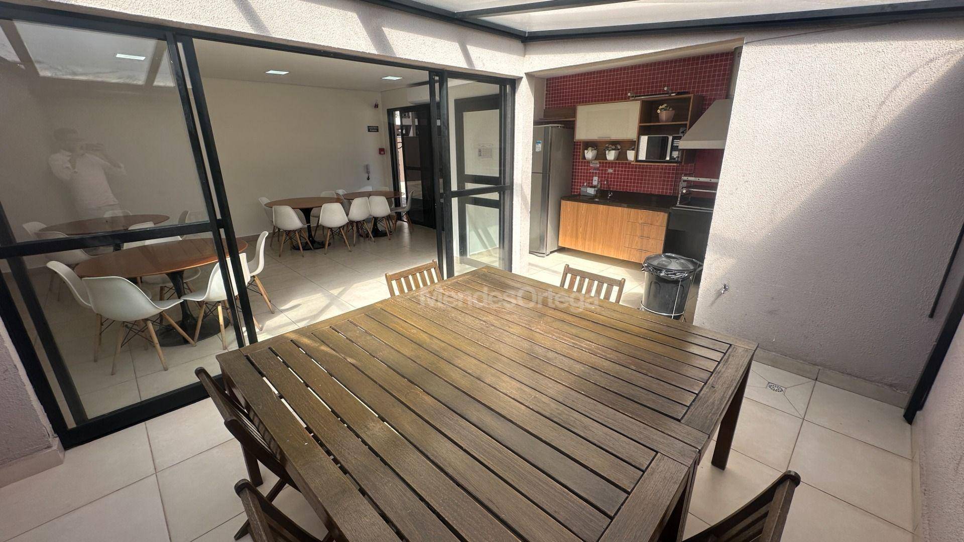 Apartamento para alugar com 2 quartos, 58m² - Foto 23