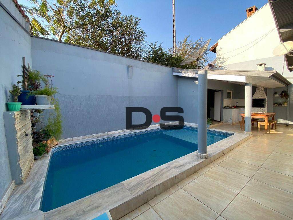 Casa à venda com 3 quartos, 160m² - Foto 10