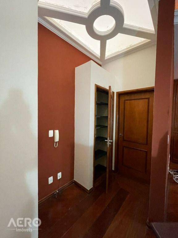 Casa de Condomínio para alugar com 4 quartos, 410m² - Foto 43