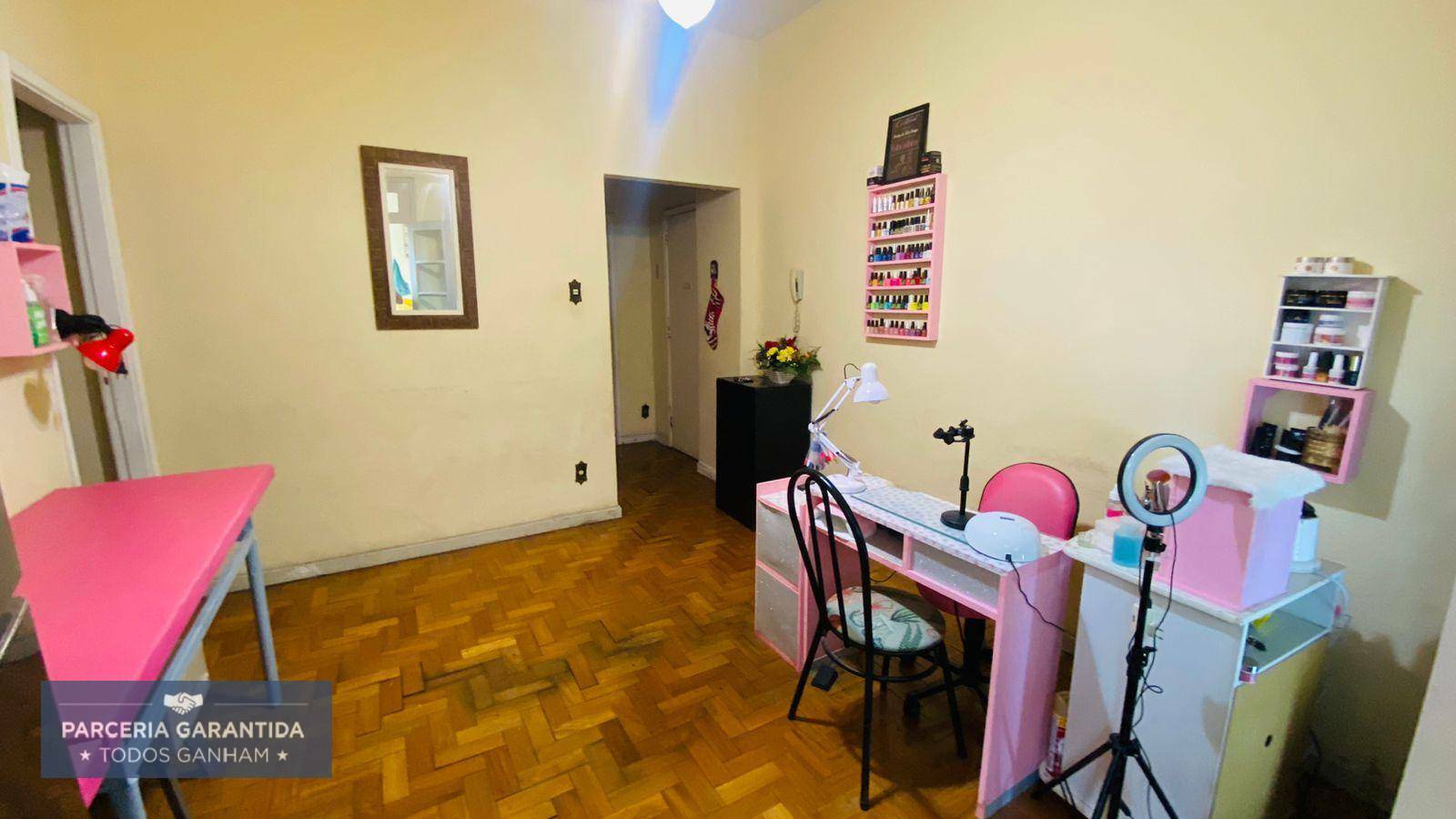 Apartamento à venda com 3 quartos, 110m² - Foto 2