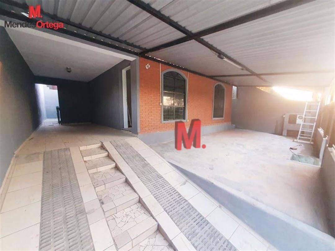 Casa à venda com 2 quartos, 173m² - Foto 2