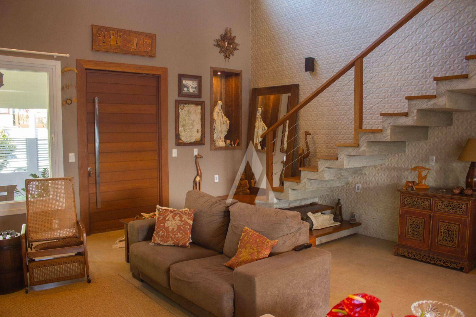 Casa à venda com 3 quartos, 222m² - Foto 9