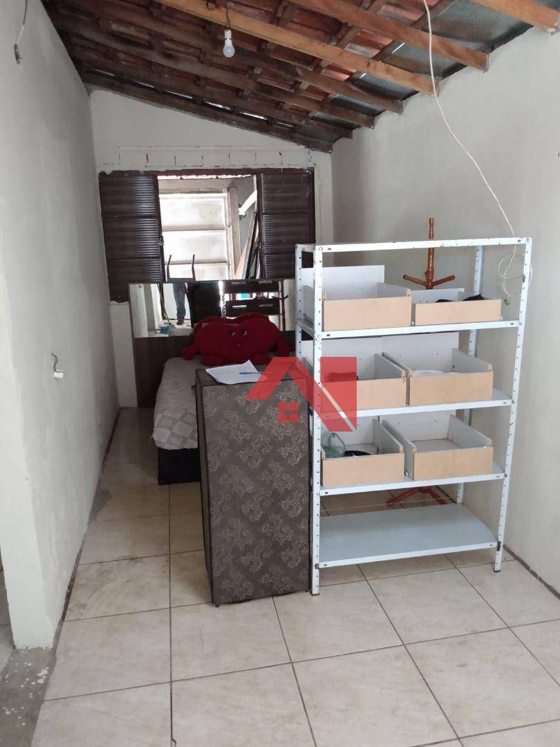 Casa à venda com 1 quarto, 140m² - Foto 5